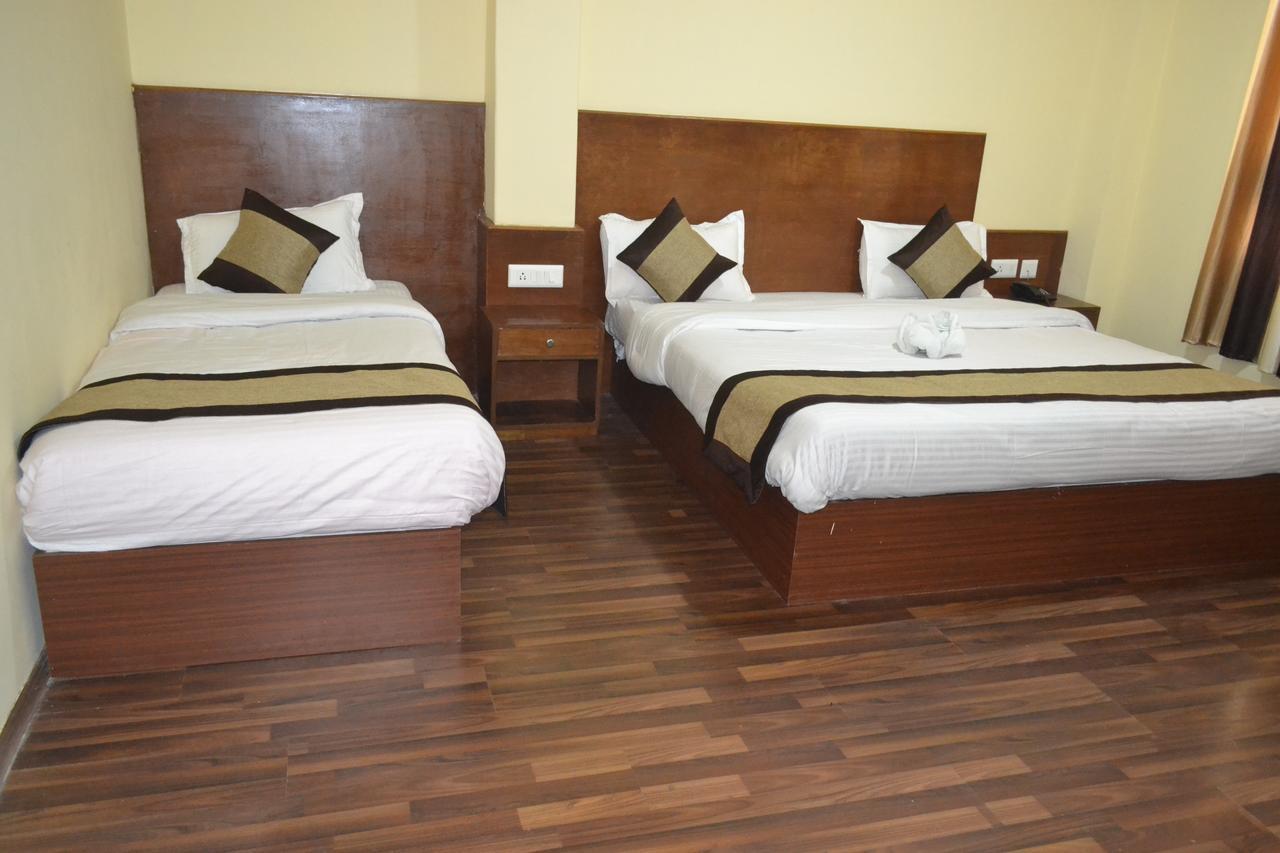 Hotel Madhawi กังต็อก ภายนอก รูปภาพ