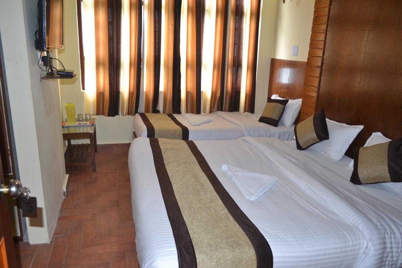 Hotel Madhawi กังต็อก ภายนอก รูปภาพ